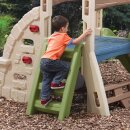 Spielturm Alpenkamm mit Kletterwand und Rutschen